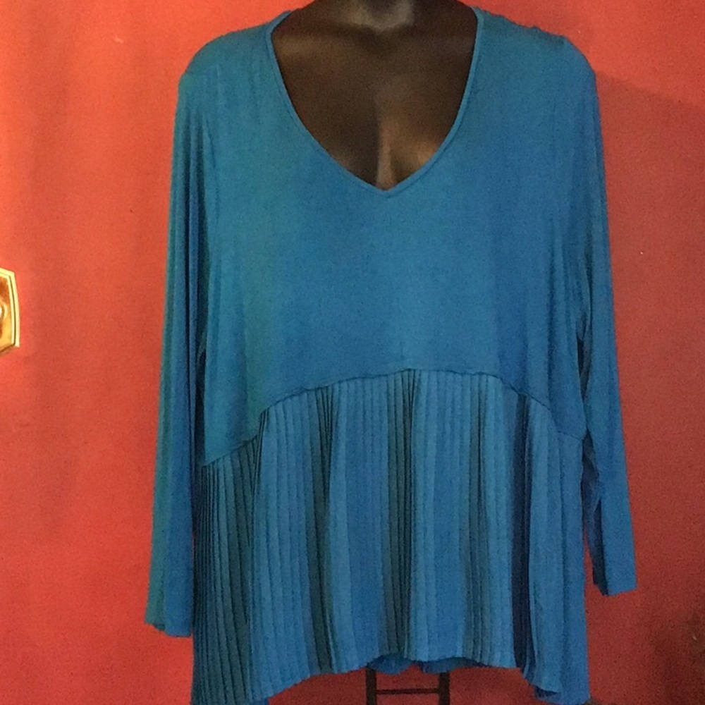 THE LIMITED COLLECTION PLEATED TOP SIZE 3X - Picture 1 of 3